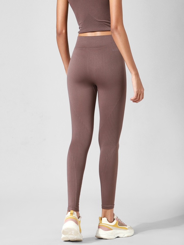 NIKE Solid Women Brown Tights - Buy NIKE Solid Women Brown Tights Online at  Best Prices in India