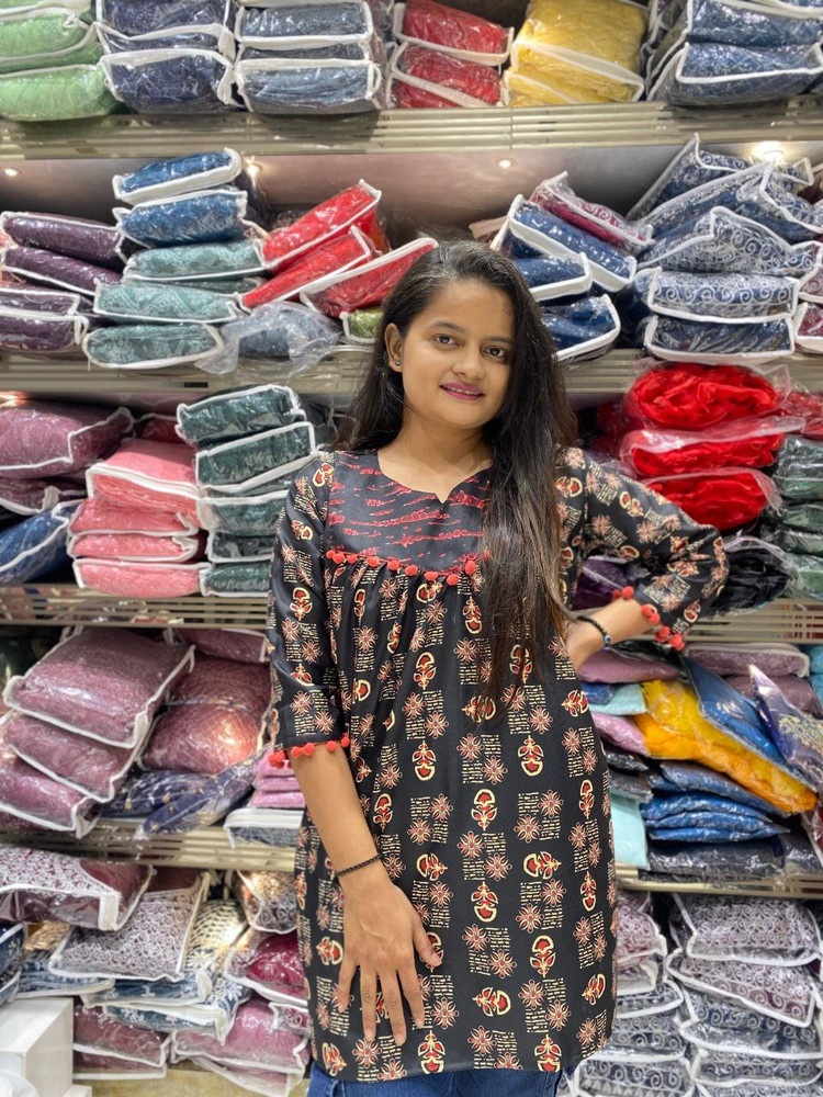 Big bazaar girl dress cheap