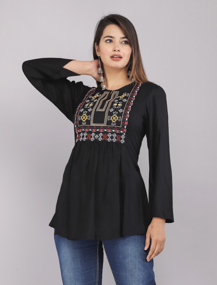 Bell sleeves 2025 kurti flipkart