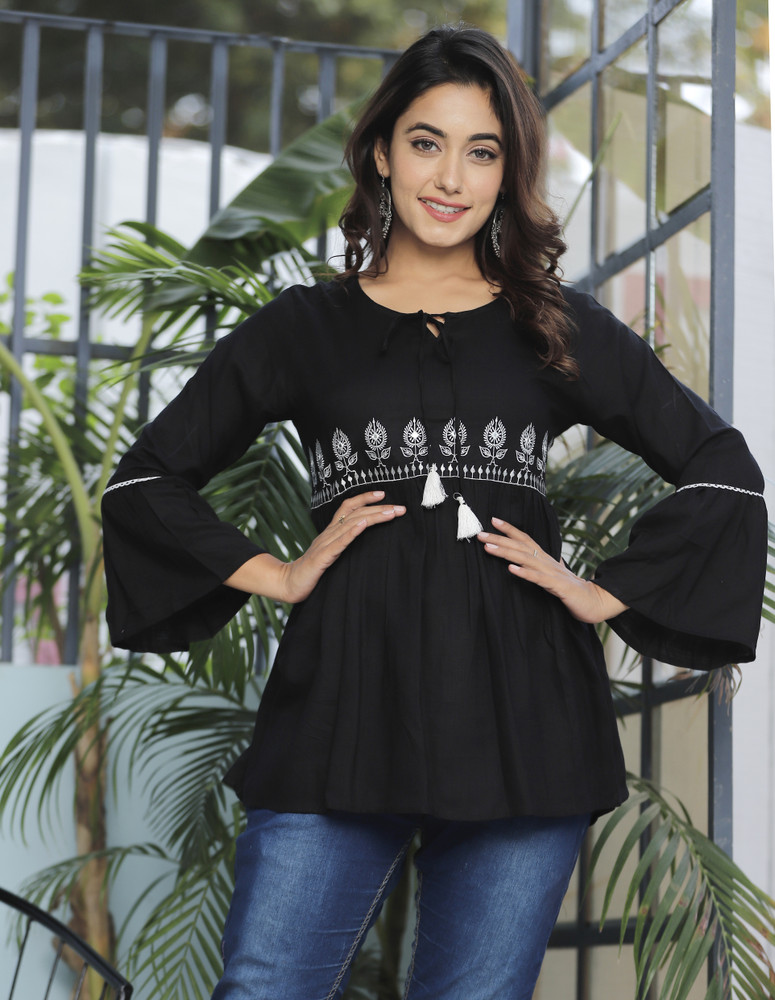 Black tops store for girls
