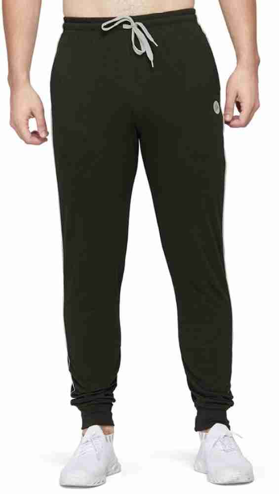 Essa deals track pants