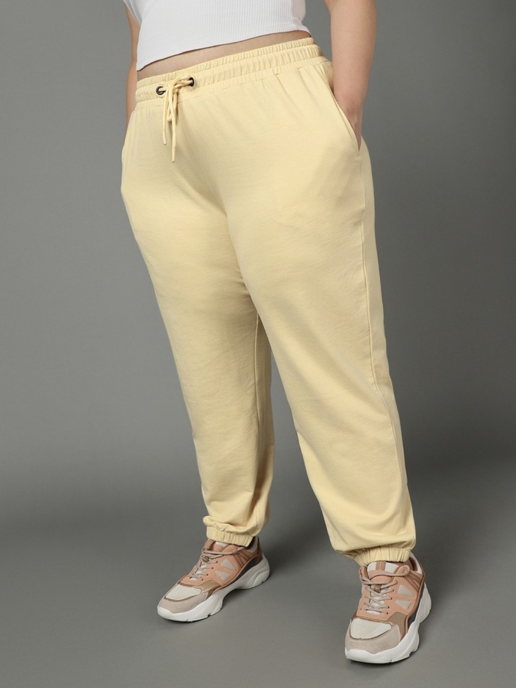 Track best sale pants bewakoof