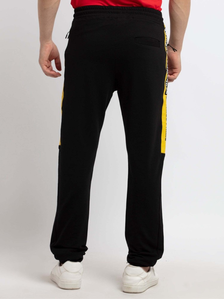 Status quo deals track pants