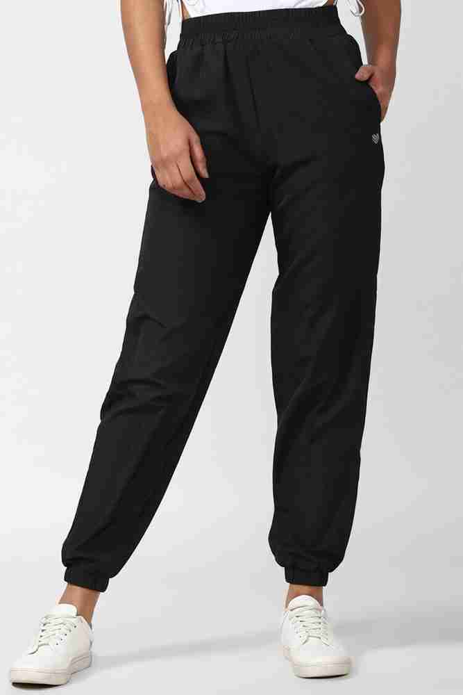 F21 jogger pants store