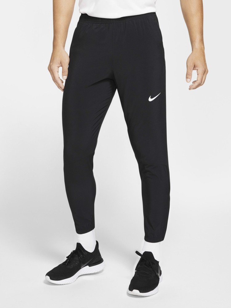 Nike essential store woven pants