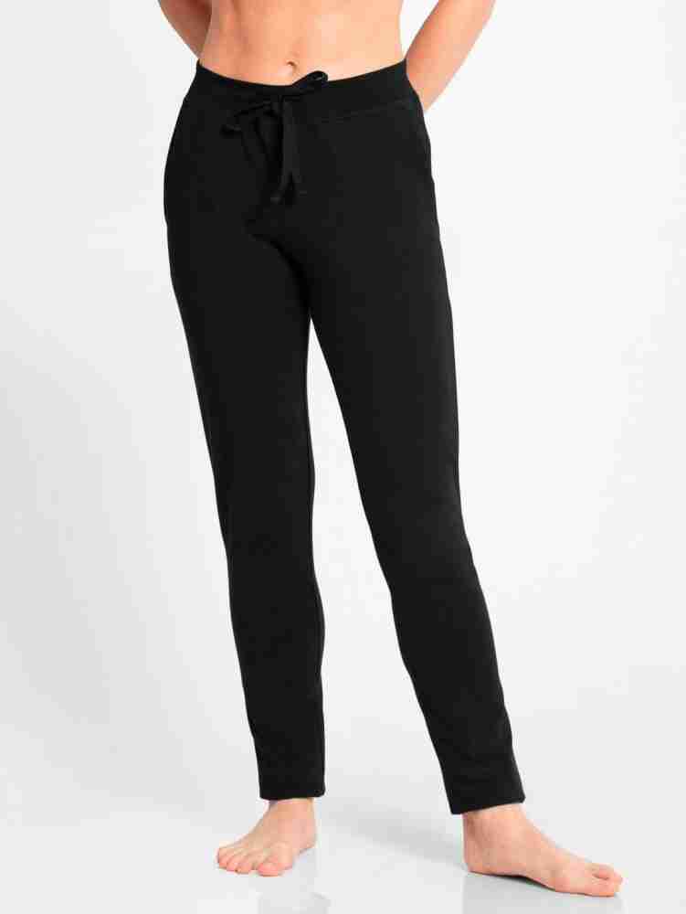 Jockey Women's Cropped Jogger, Deep Black, M : : Clothing