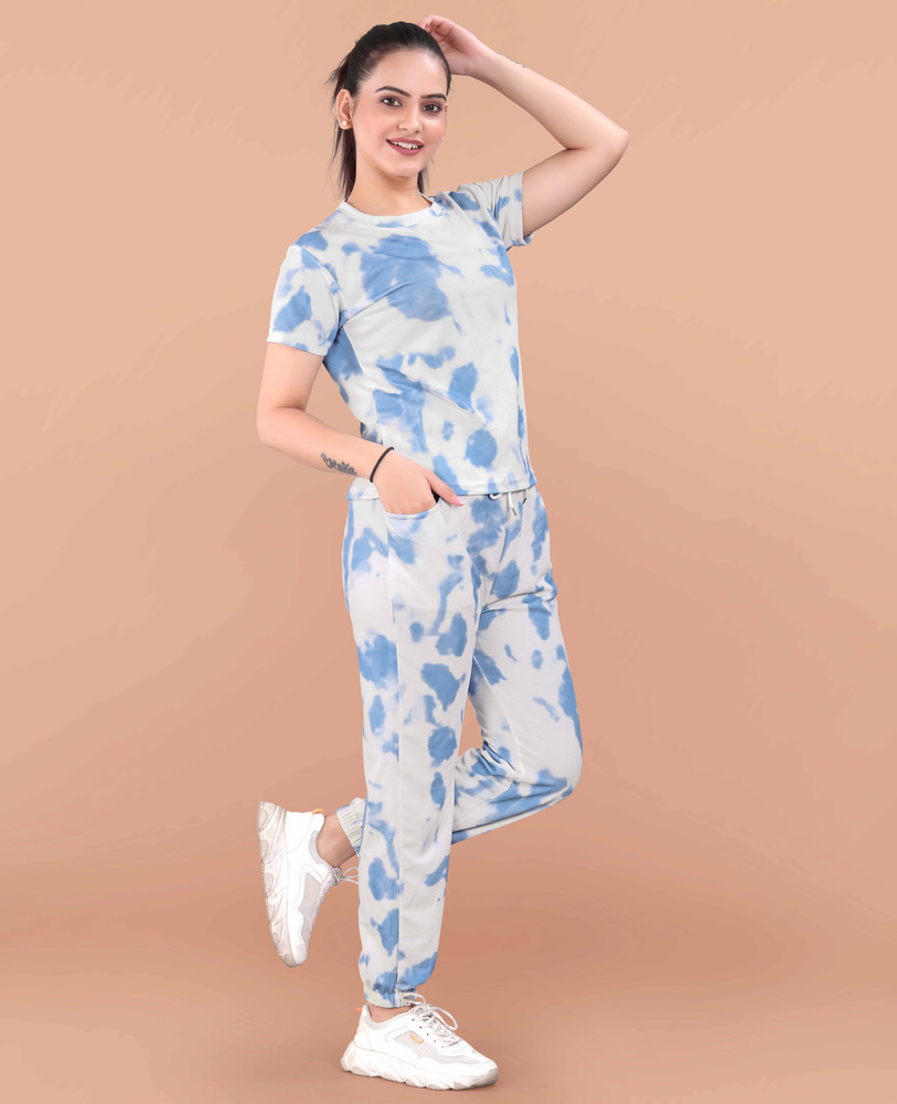 SAKARMAA Printed Women Track Suit Buy SAKARMAA Printed Women Track Suit Online at Best Prices in India Flipkart