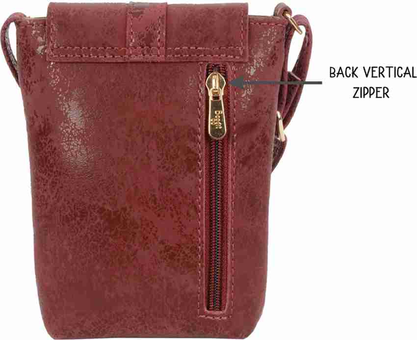 Baggit sales mobile pouch
