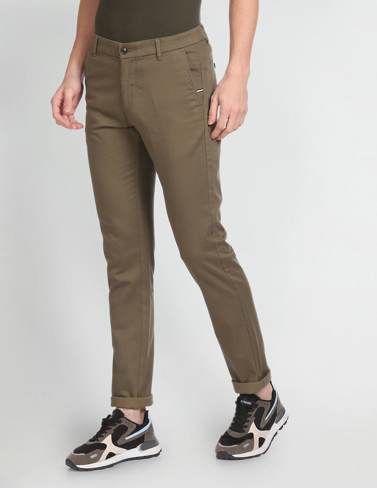 Arrow best sale khaki pants