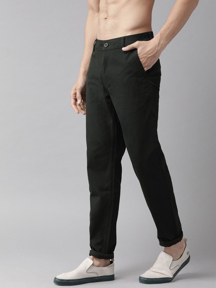 Buy Roadster Men Black Slim Fit Solid Chinos  Trousers for Men 2290970   Myntra