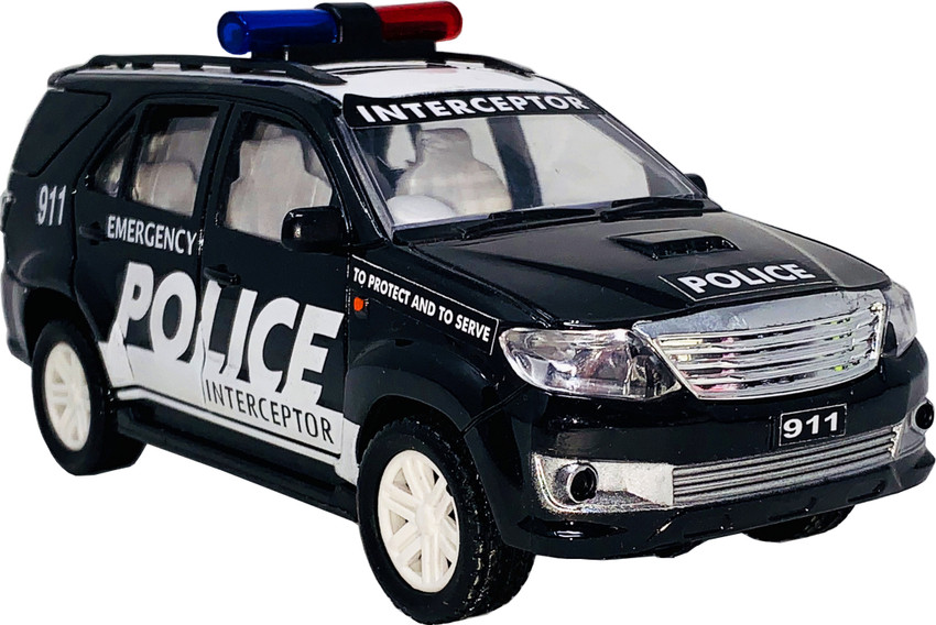 Miniature Mart Fortuner Police Pull Back Go Police Toy Car Model