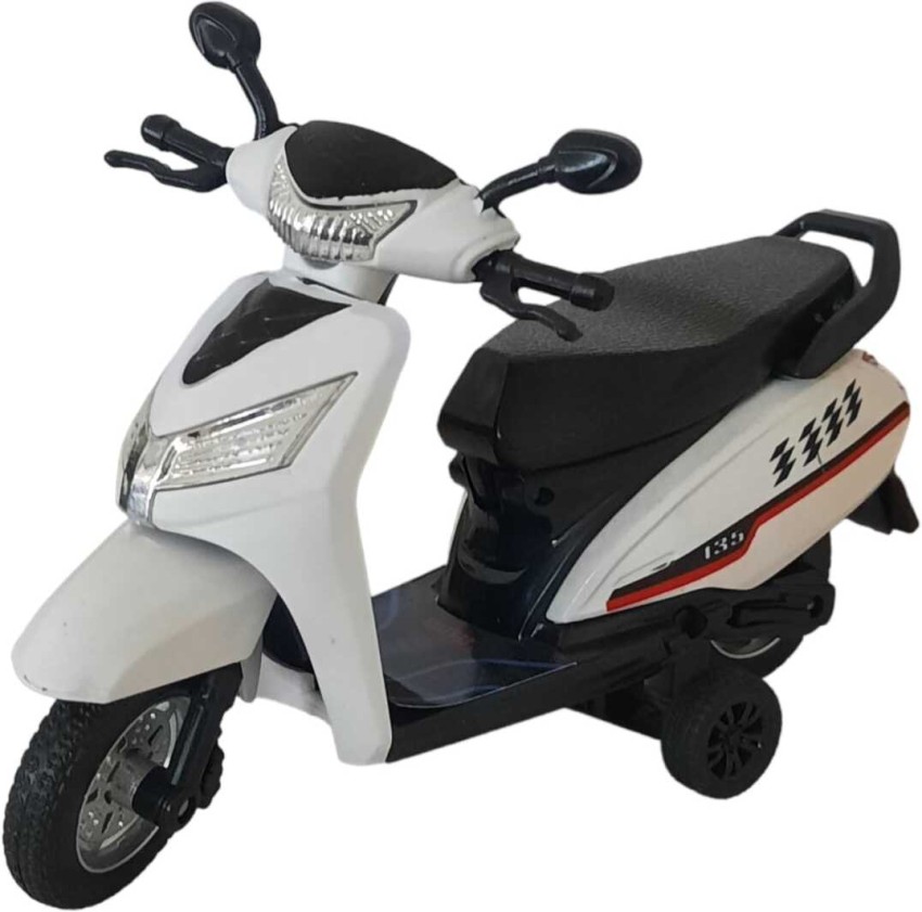 Shree Jee CENTY BESTIVA HONDA ACTIVA SCOOTY SILVER SEAT OPENABLE