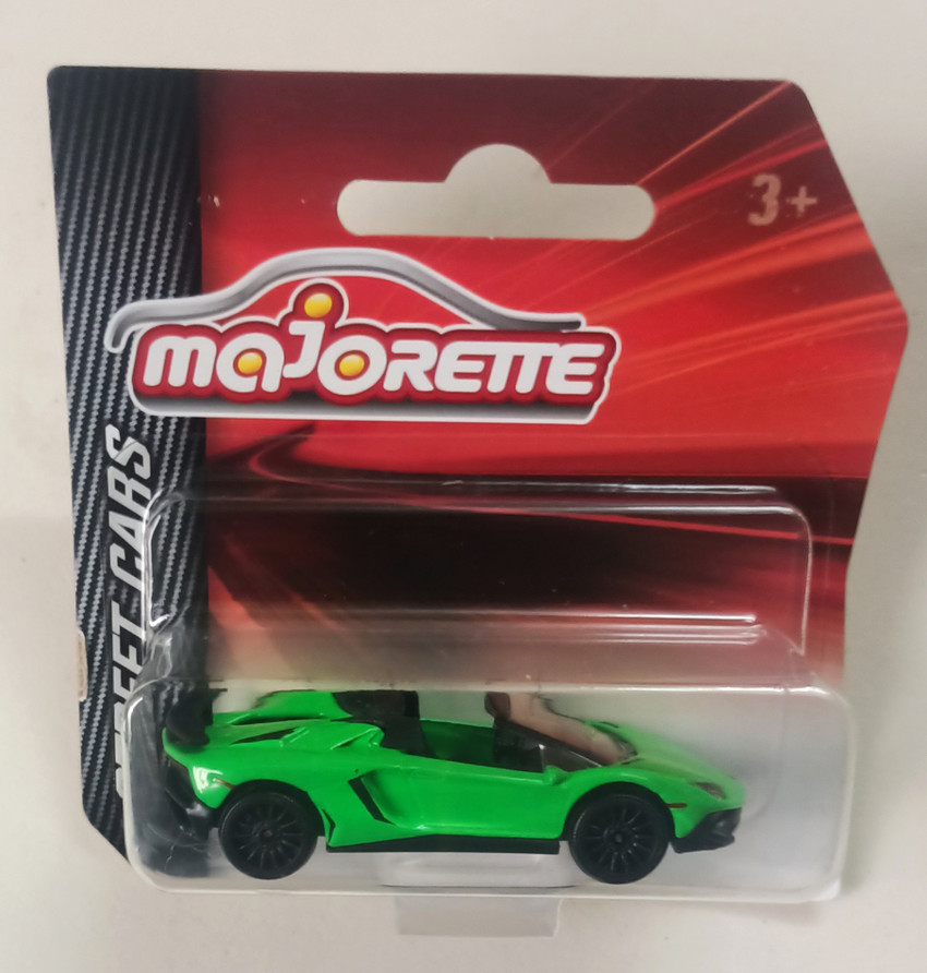 マジョレット ランボルギーニ アヴェンタドール : ミニカーの