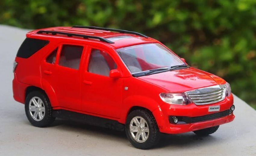 Fortuner metal sales toy car