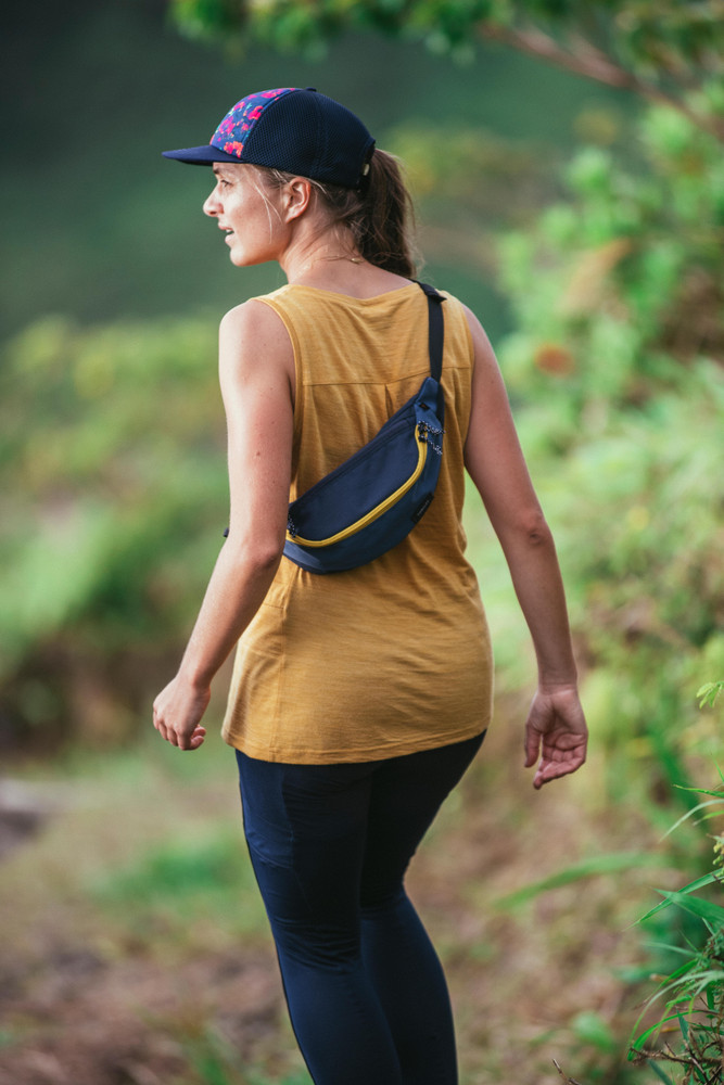 Forclaz store belt bag