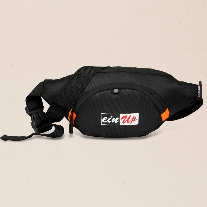 Simple black outlet fanny pack