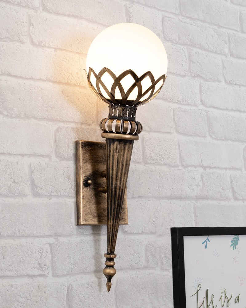 Wallchiere sconce on sale