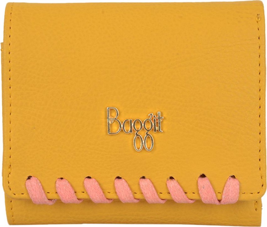 Baggit clearance yellow wallet