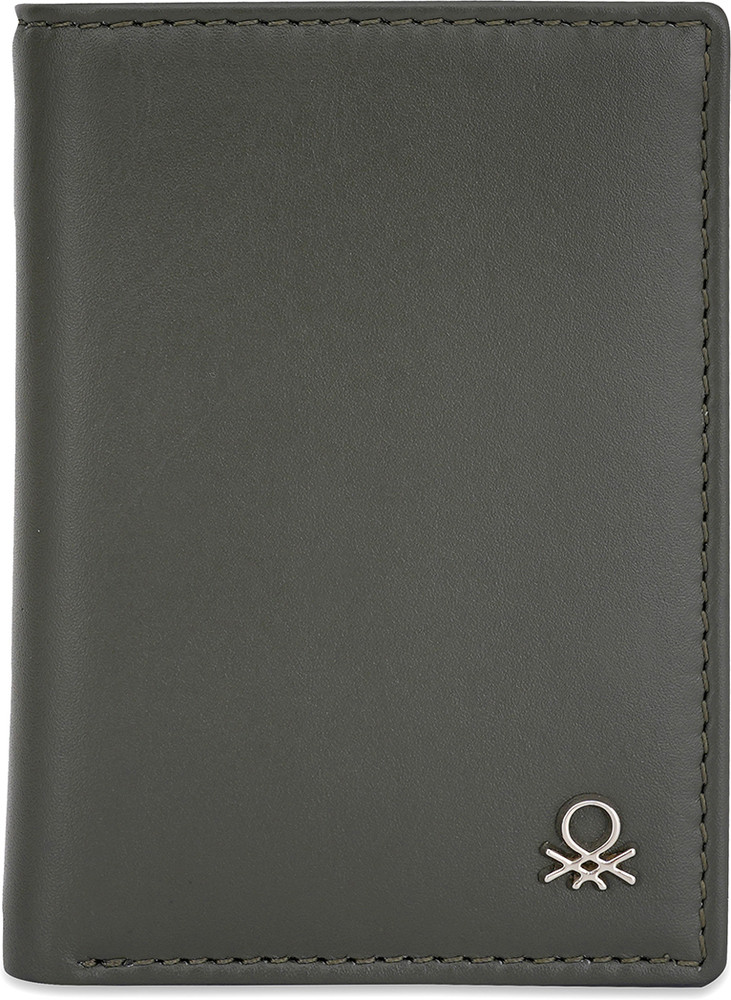 United colors of benetton wallet price on sale
