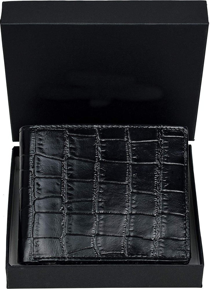 Buy Men Black Textured Genuine Leather Wallet Online - 658803