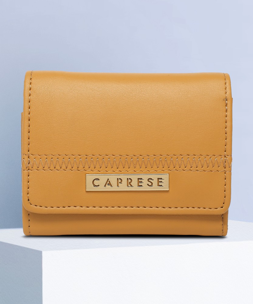 Caprese hot sale wallets flipkart