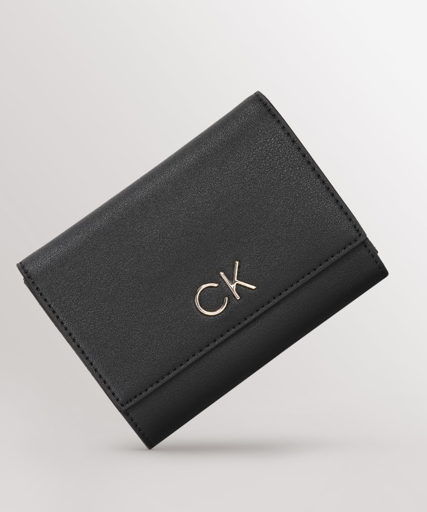 Calvin klein shop wallet womens price