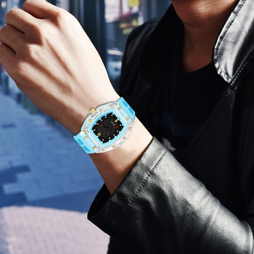 Transparent dial clearance wrist watch