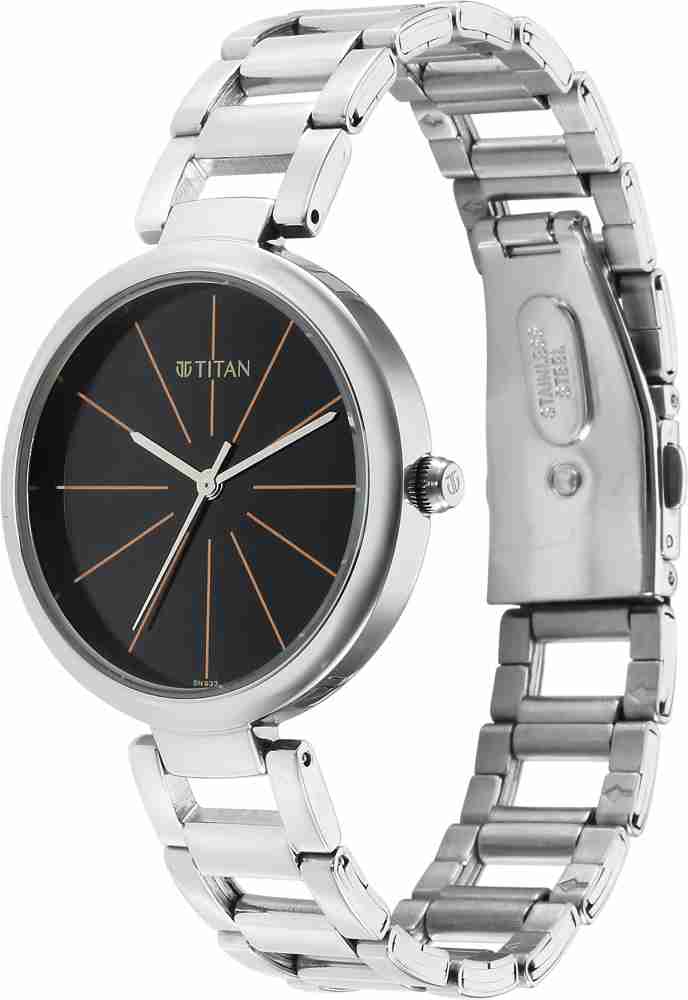 Titan 2024 nf2480sm02 snapdeal