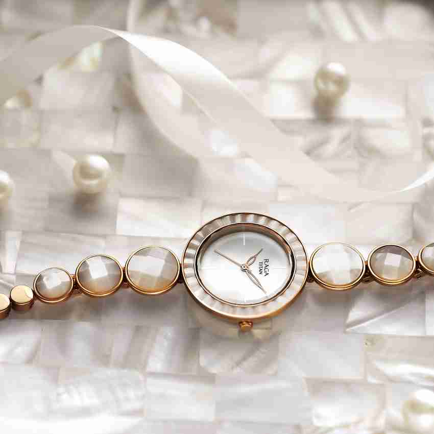 Titan Raga Power Pearls Raga Power Pearls Analog Watch For Women