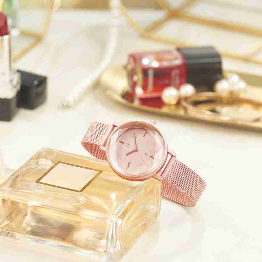 Rose gold outlet watches in fastrack