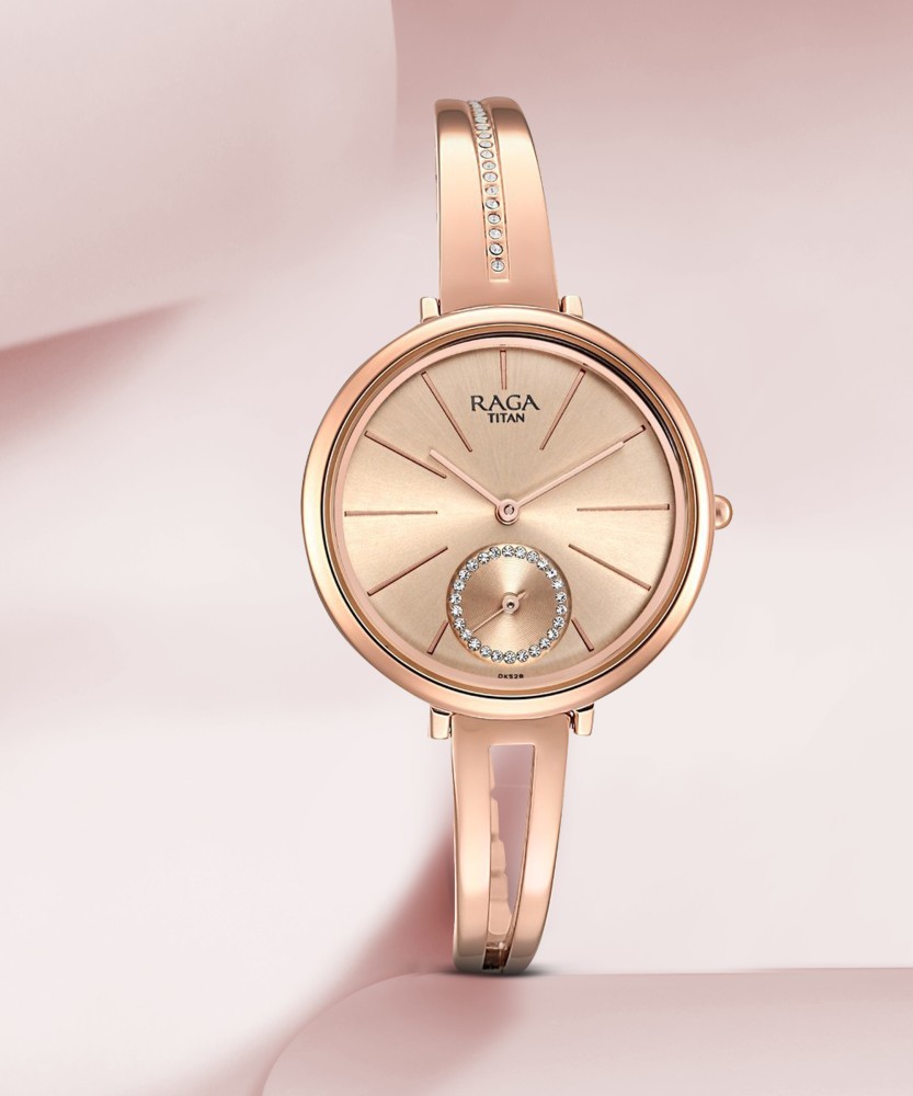 Titan raga discount rose gold flipkart