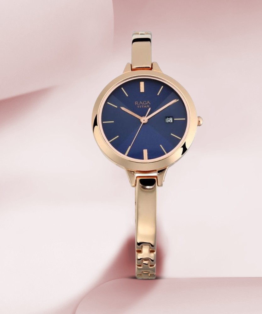 Titan raga discount rose gold flipkart