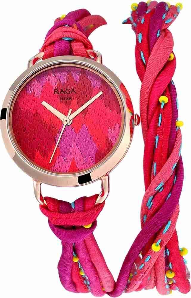 Titan Raga Twirl Analog Watch For Women Buy Titan Raga Twirl