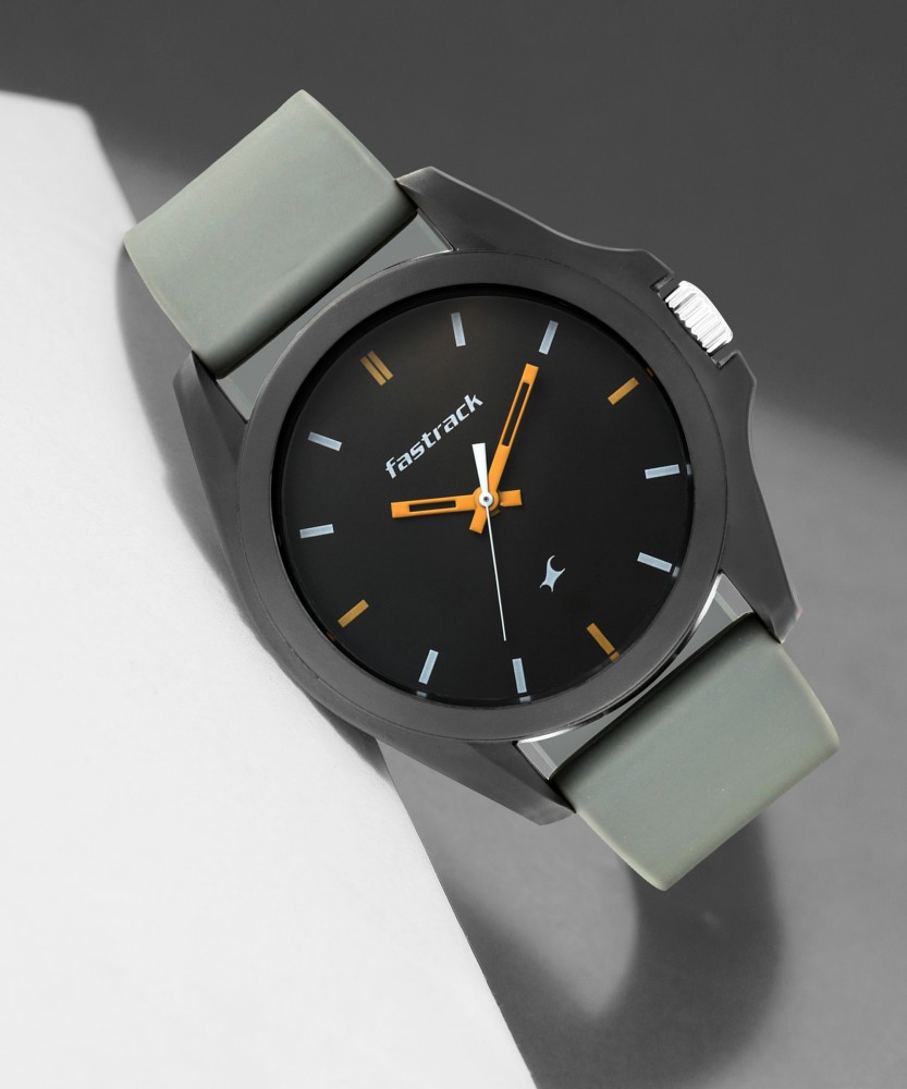 Fastrack watch price outlet on flipkart