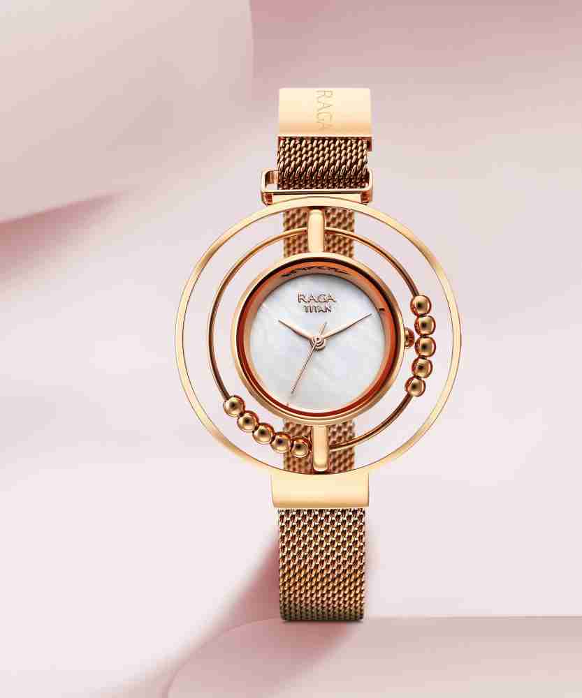 Titan Raga Delight Analog Watch For Women Buy Titan Raga