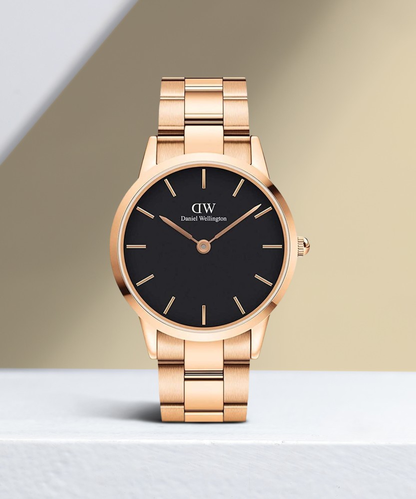 DANIEL WELLINGTON Iconic Link Black color Round 40 mm diameter