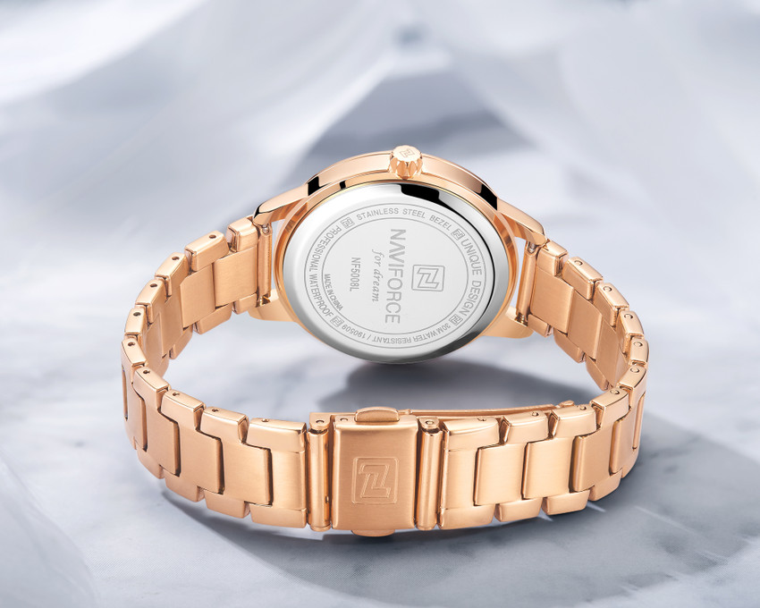 Naviforce watch unique store design