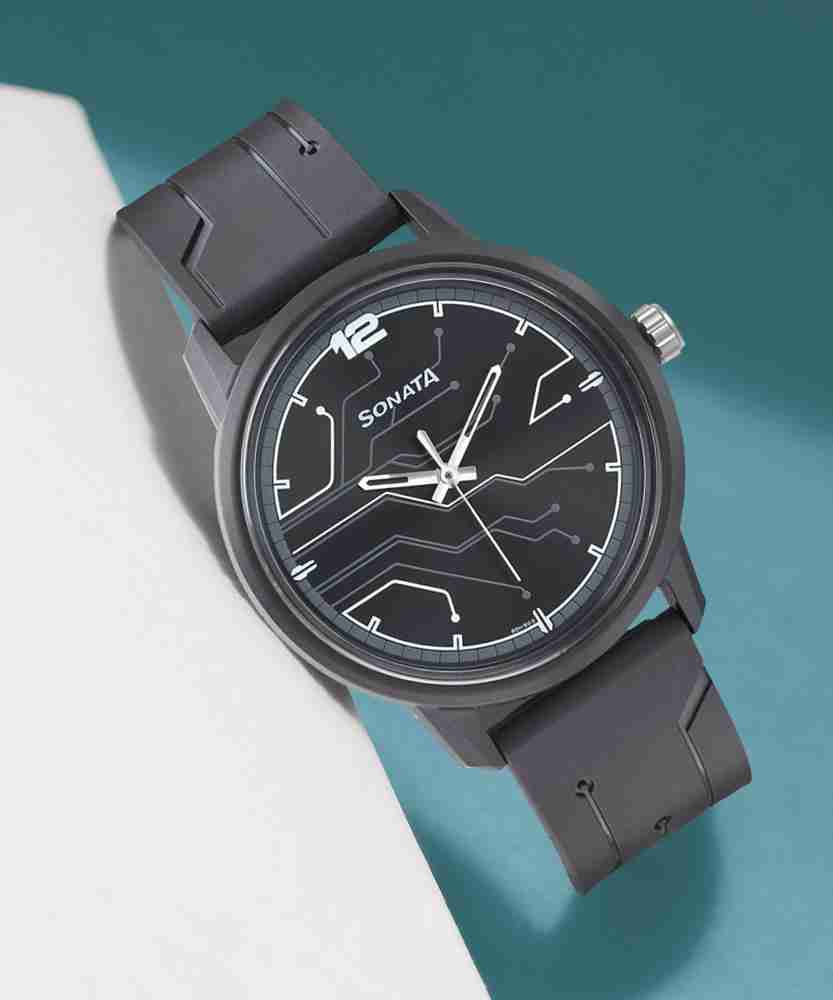 SONATA offers Volt Analog Watch