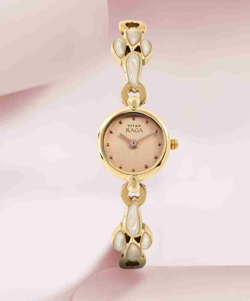 Titan Raga Analog Watch For Women Buy Titan Raga Analog Watch For Women NH2444WM05 Online at Best Prices in India Flipkart