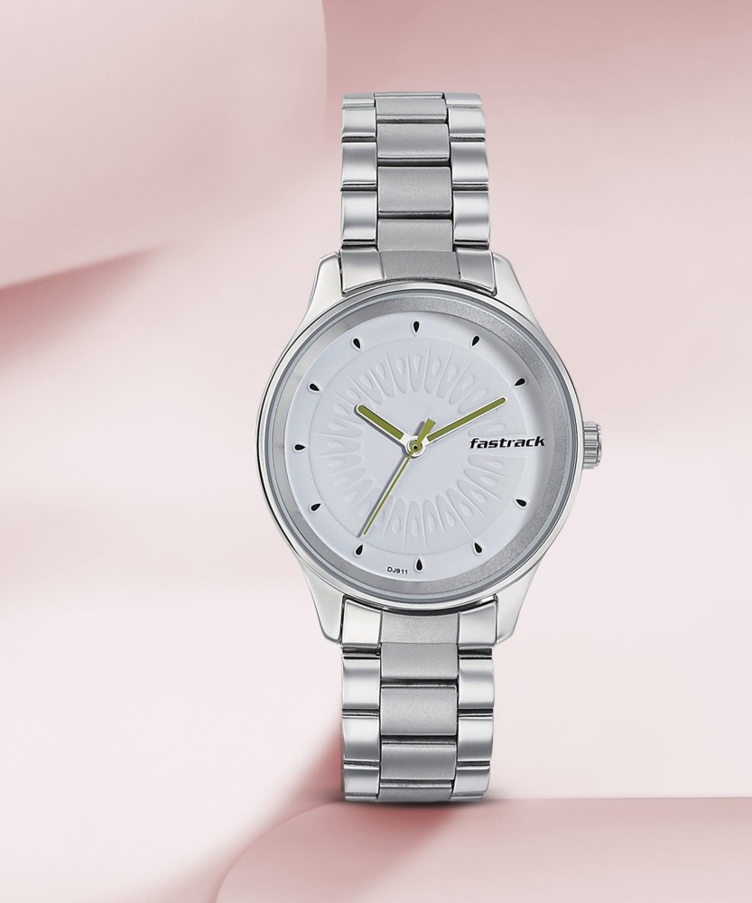 Fastrack watches clearance flipkart under 1000