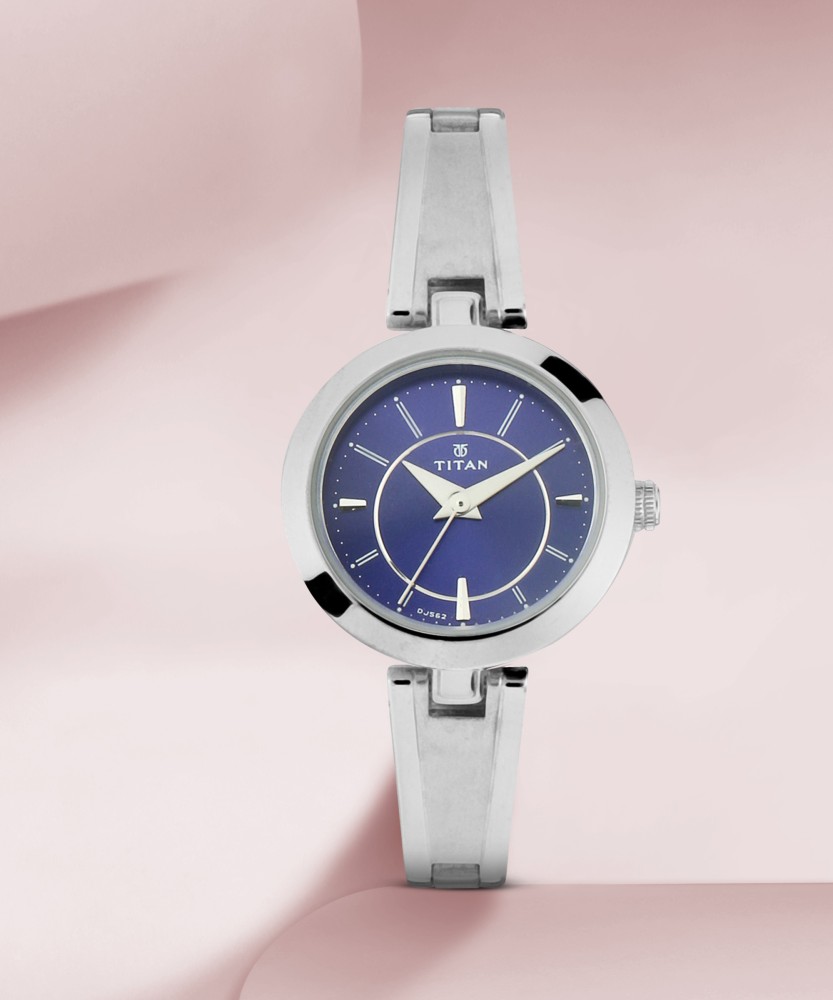 Titan ladies wrist hot sale watches flipkart