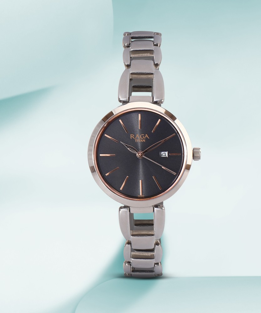 Titan watches 2025 for women flipkart