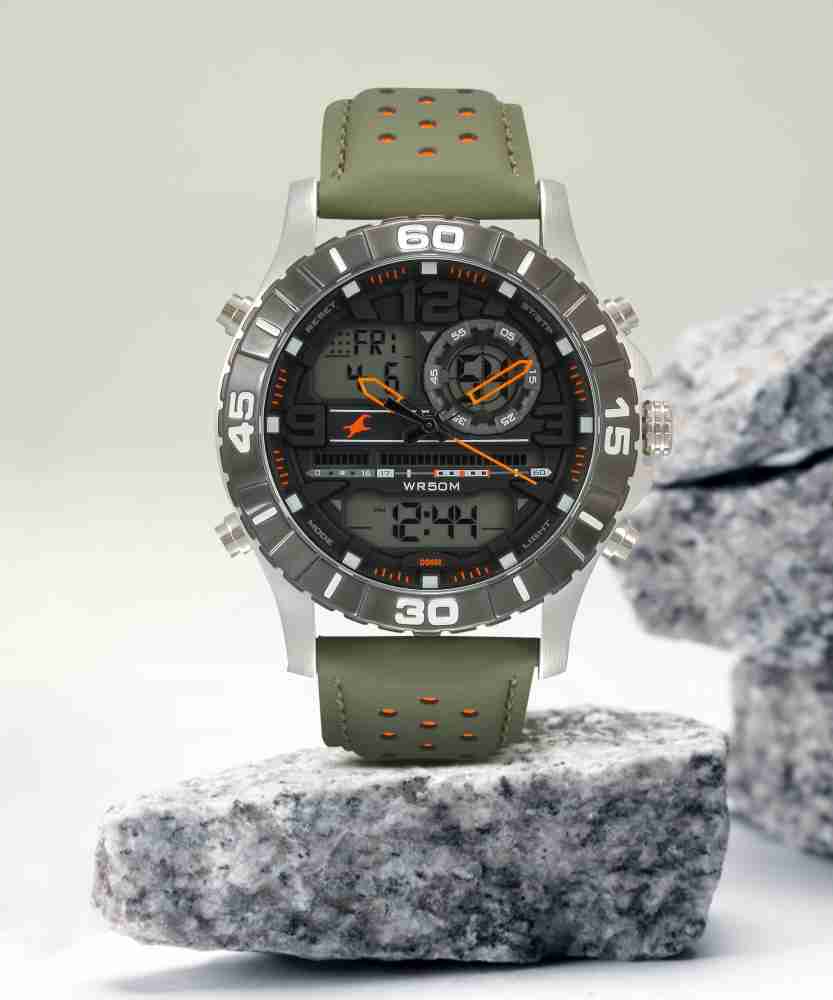 Digital watch of outlet fastrack price