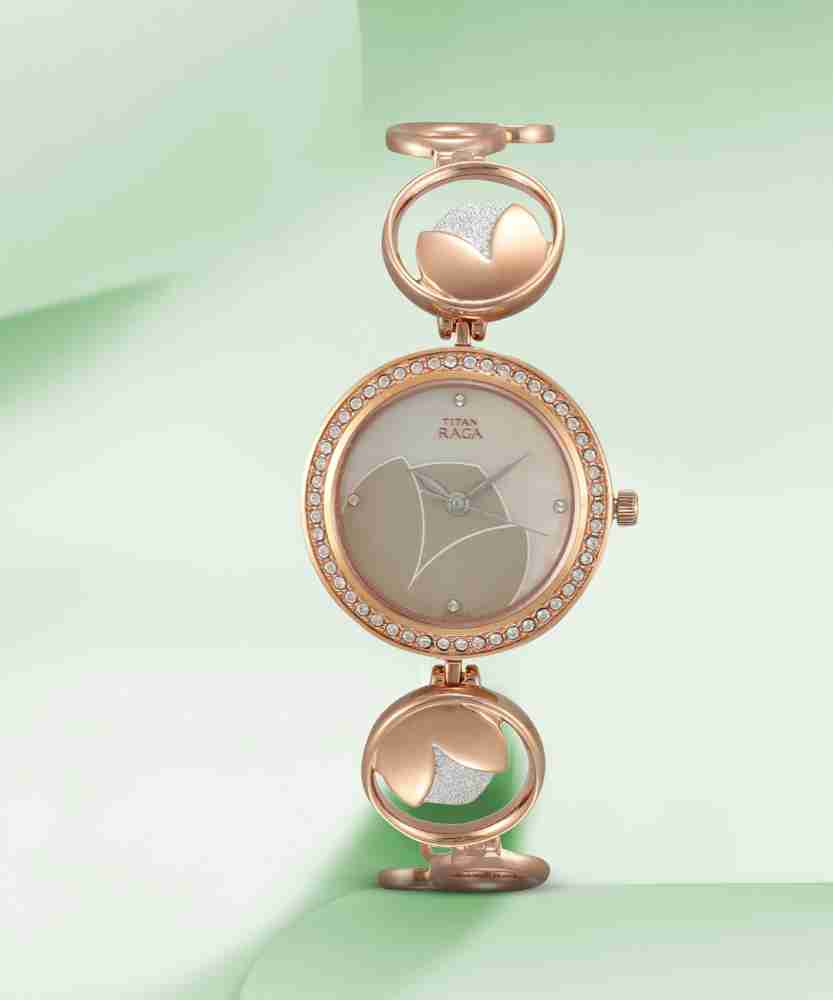 Titan Raga Analog Watch For Women Buy Titan Raga Analog Watch For Women NH2539KM01 Online at Best Prices in India Flipkart