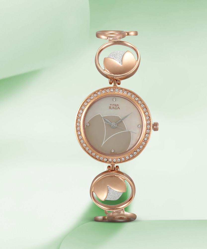 Titan nh2539km01 raga top watch