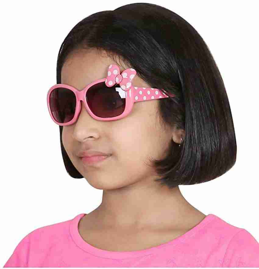 Girls shop sunglasses next