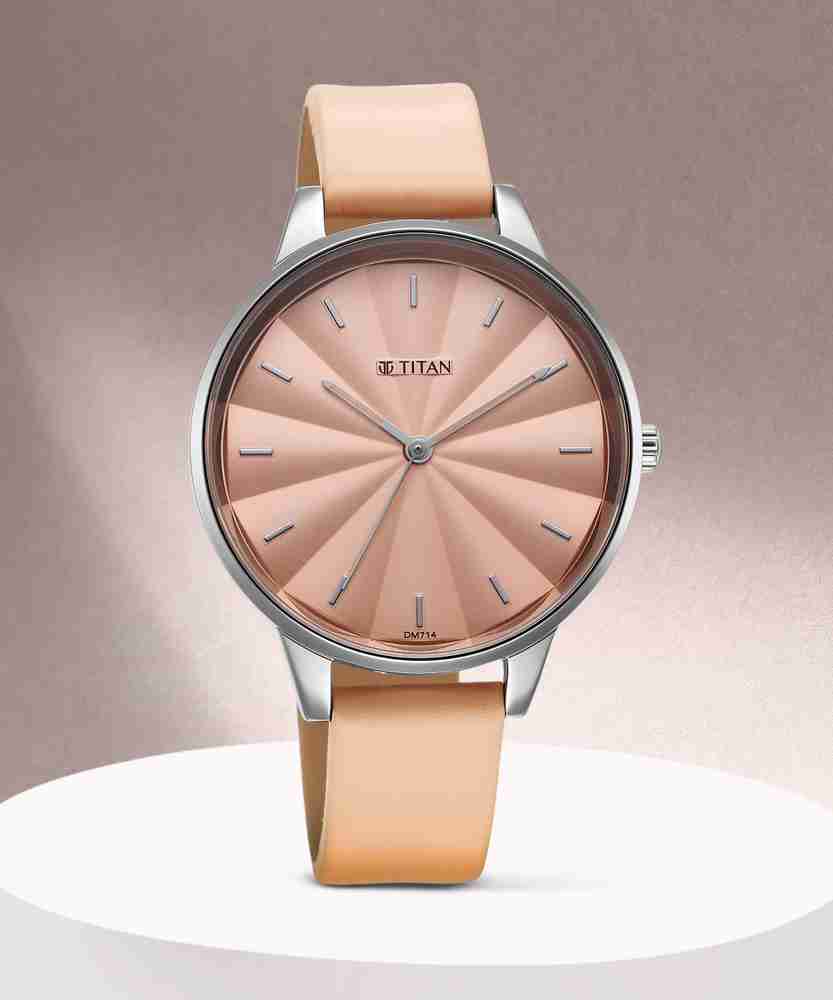 Titan big store dial wrist watch
