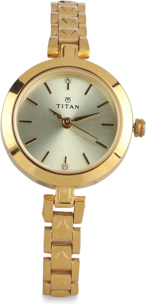 Titan Karishma Analog Watch For Women Buy Titan Karishma