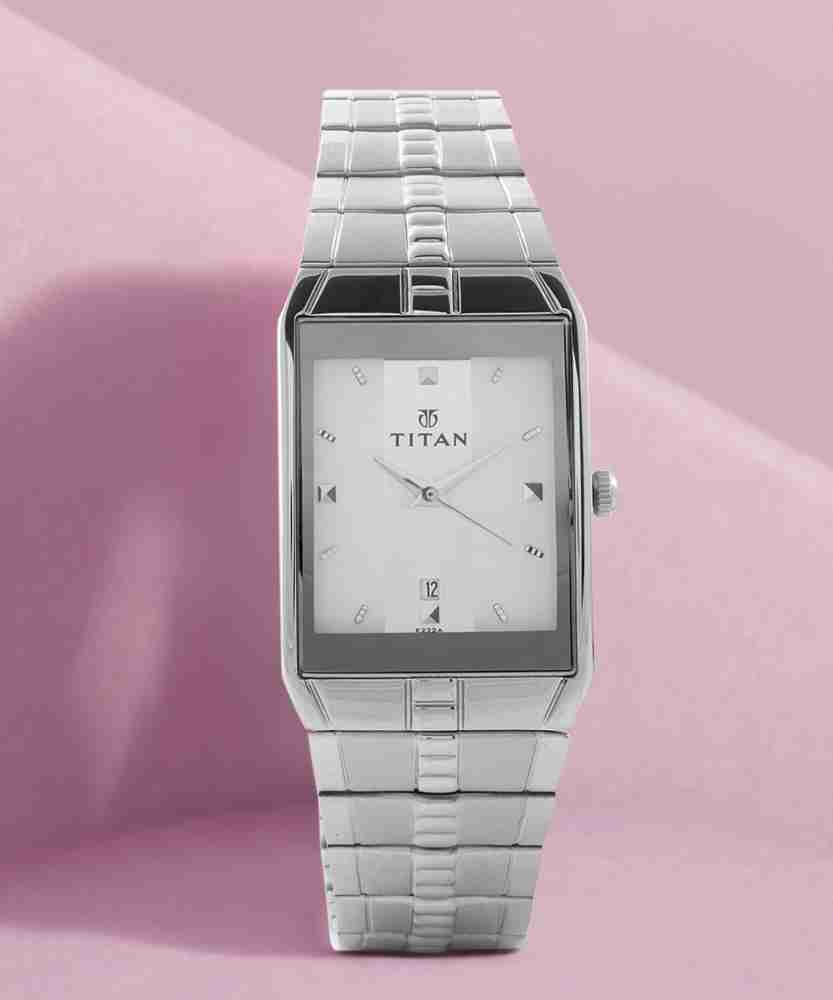 Titan watch clearance 9151 yac price