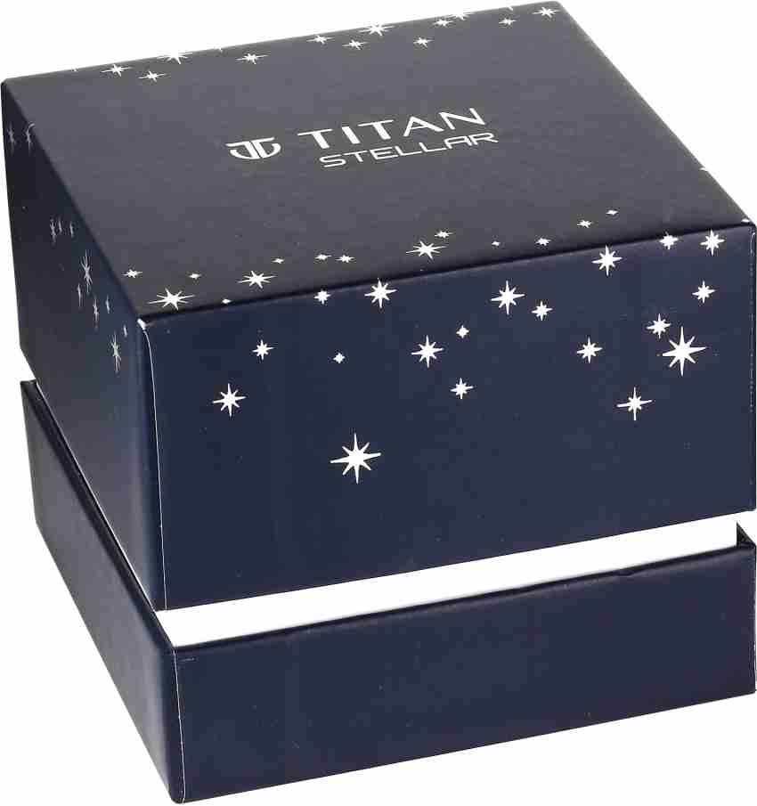 Titan watch 2025 gift box